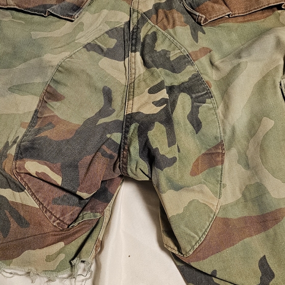 Men's Cargo Shorts Size 33 - Picture 3 of 8